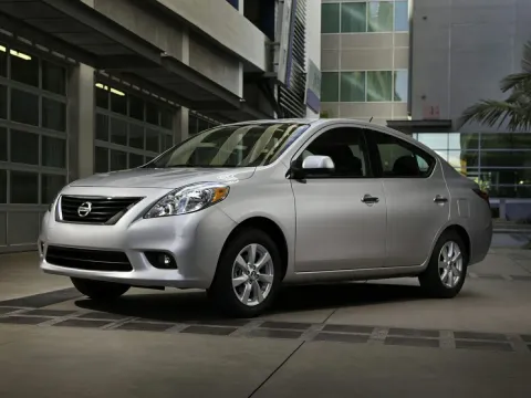 Photos of 2015 Nissan Versa for sale in Saint Charles, MO at Clement Supercenter
