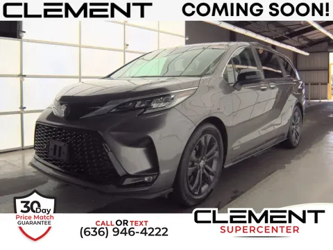 Gray 2021 Toyota Sienna XSE for sale in Saint Charles, MO