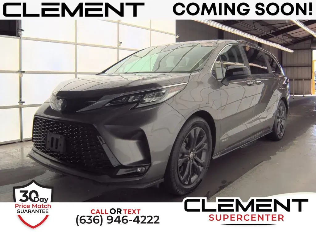 Gray 2021 Toyota Sienna XSE for sale in Saint Charles, MO