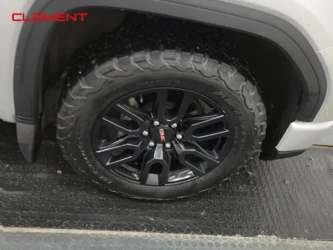 More photos of 2022 GMC Sierra 1500 Elevation at Clement Supercenter, MO