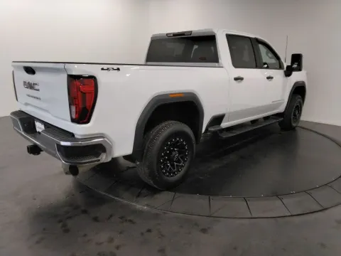 More photos of 2024 GMC Sierra 3500HD Pro at Clement Supercenter, MO