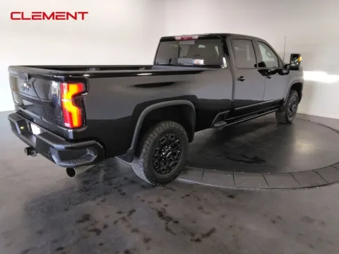 More photos of 2024 Chevrolet Silverado 2500HD High Country at Clement Supercenter, MO