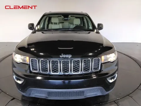 Photos of 2022 Jeep Grand Cherokee WK Laredo E for sale in Saint Charles, MO at Clement Supercenter