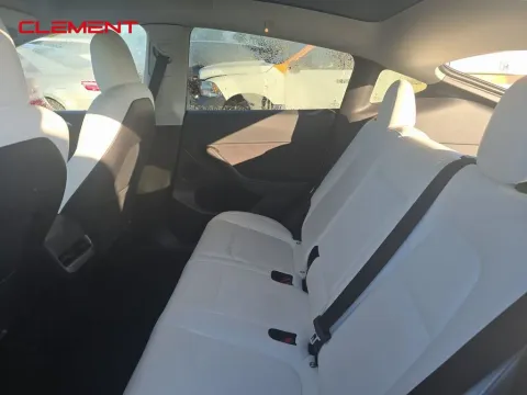 More photos of 2022 Tesla Model Y Performance at Clement Supercenter, MO