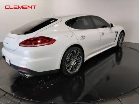 More photos of 2016 Porsche Panamera at Clement Supercenter, MO