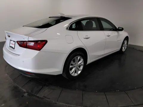 More photos of 2024 Chevrolet Malibu LT at Clement Pre-Owned, MO
