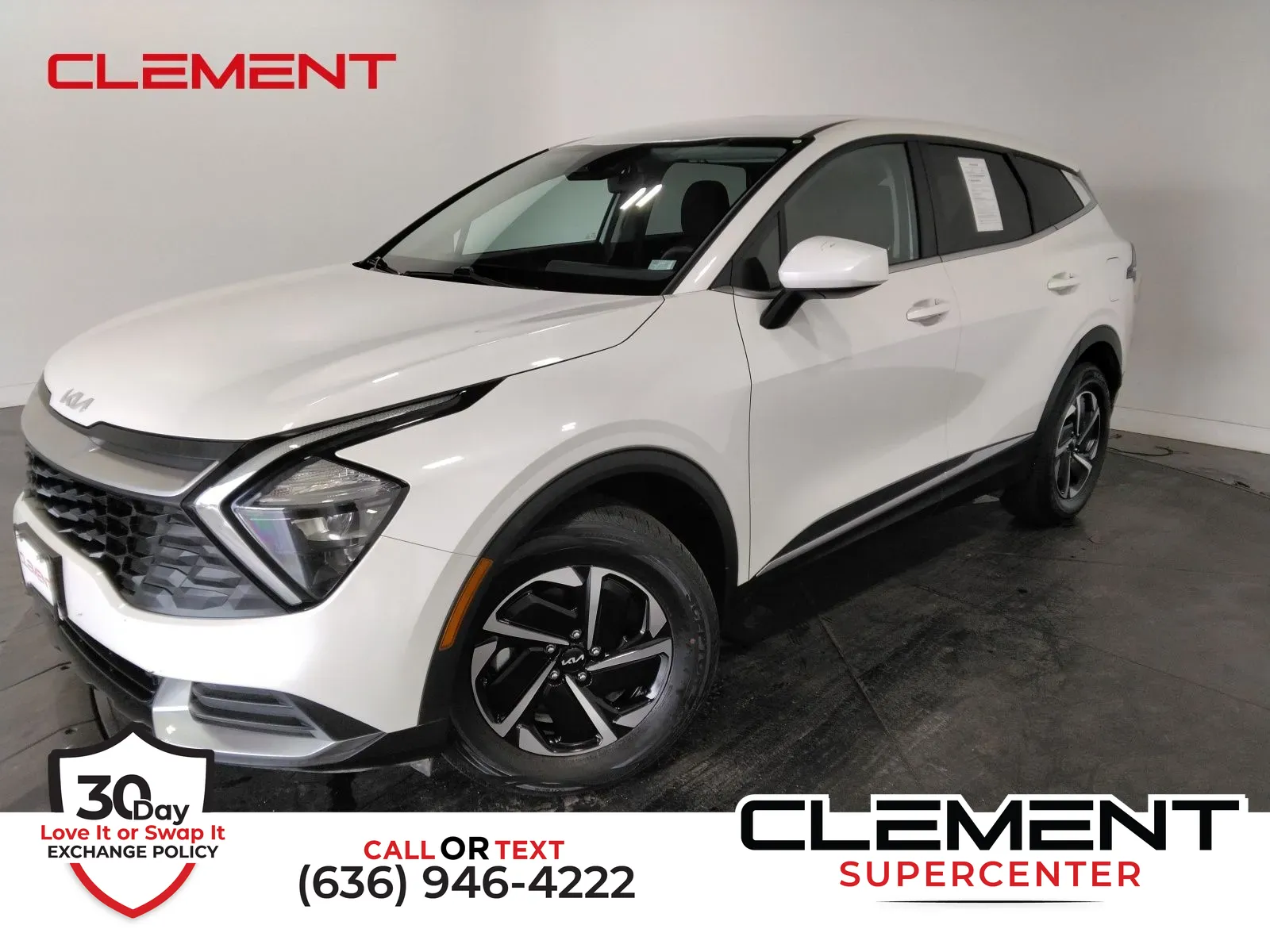 White 2023 Kia Sportage Hybrid LX for sale in Florissant, MO