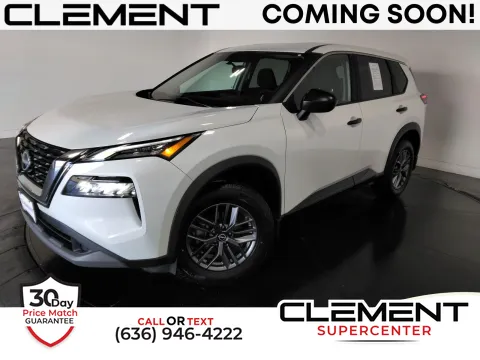 White 2023 Nissan Rogue S for sale in Florissant, MO