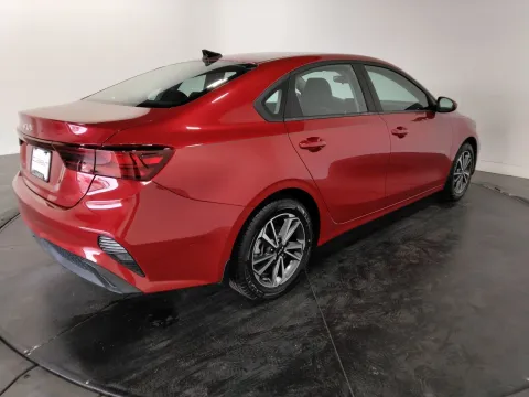 More photos of 2022 Kia Forte LXS at Clement Pre-Owned, MO