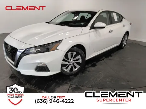 White 2022 Nissan Altima 2.5 S for sale in Florissant, MO
