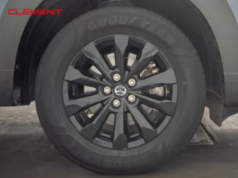 More photos of 2024 Mazda CX-50 2.5 S Preferred Package at Clement Pre-Owned, MO