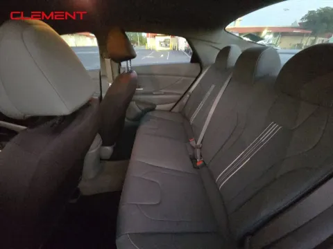 More photos of 2023 Hyundai Elantra SEL at Clement Pre-Owned, MO