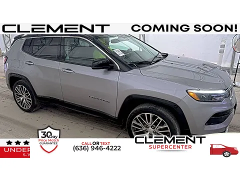 Silver 2022 Jeep Compass Limited for sale in Florissant, MO