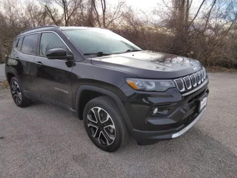 Another view of 2022 Jeep Compass Limited for sale in Florissant, MO at Clement Pre-Owned
