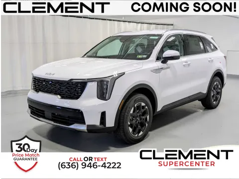 White 2024 Kia Sorento S for sale in Florissant, MO