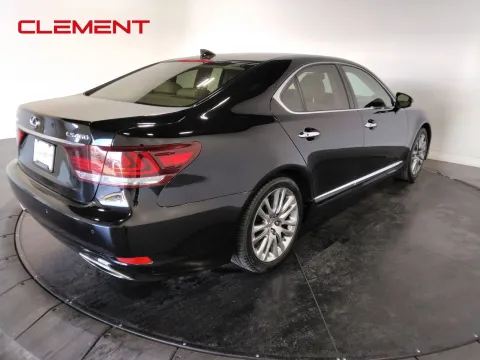 More photos of 2017 Lexus LS 460 at Clement Pre-Owned, MO