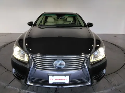 Photos of 2017 Lexus LS 460 for sale in Florissant, MO at Clement Pre-Owned