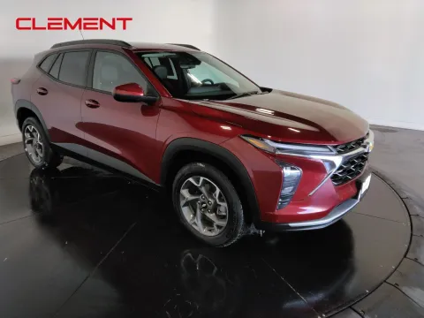 More photos of 2025 Chevrolet Trax LT at Clement Pre-Owned, MO