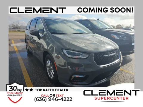 Gray 2023 Chrysler Pacifica Touring L for sale in Florissant, MO