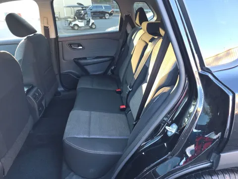 More photos of 2023 Nissan Rogue SV at Clement Pre-Owned, MO