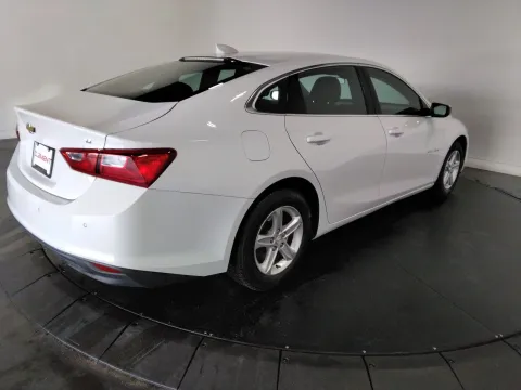 More photos of 2023 Chevrolet Malibu LT at Clement Pre-Owned, MO