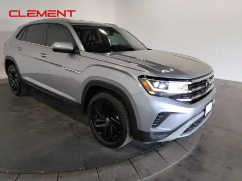 More photos of 2022 Volkswagen Atlas Cross Sport 3.6L V6 SE w/Technology at Clement Pre-Owned, MO