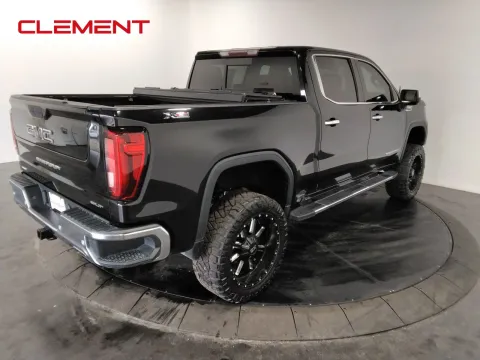 More photos of 2019 GMC Sierra 1500 SLT at Clement Pre-Owned, MO