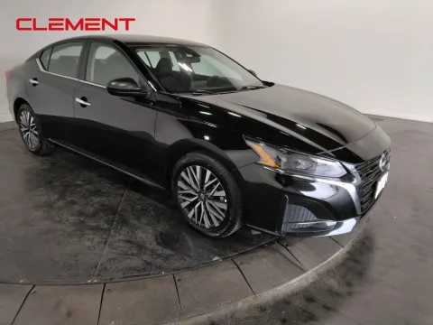 More photos of 2025 Nissan Altima 2.5 SV at Clement Pre-Owned, MO