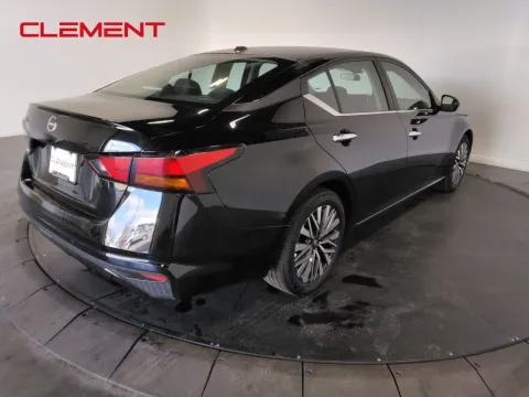 More photos of 2025 Nissan Altima 2.5 SV at Clement Pre-Owned, MO