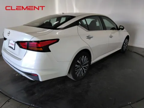 More photos of 2025 Nissan Altima 2.5 SV at Clement Pre-Owned, MO