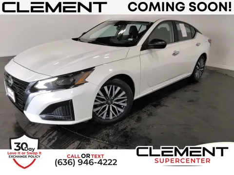 White 2025 Nissan Altima 2.5 SV for sale in Florissant, MO