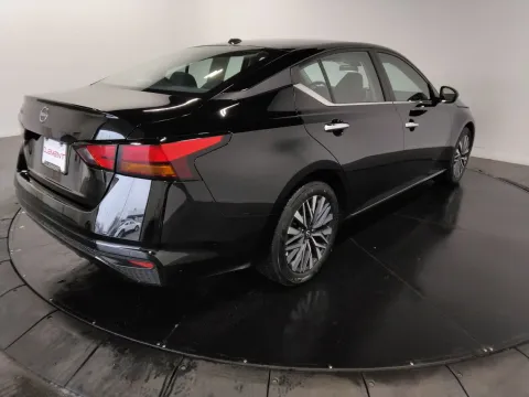 More photos of 2025 Nissan Altima 2.5 SV at Clement Pre-Owned, MO