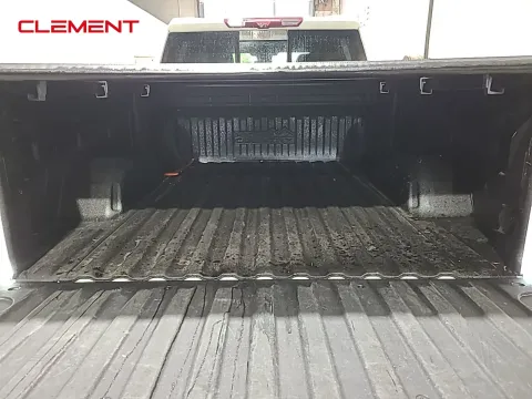 More photos of 2022 Chevrolet Silverado 1500 High Country at Clement Pre-Owned, MO