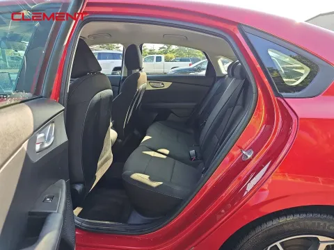 More photos of 2022 Kia Forte LXS at Clement Pre-Owned, MO
