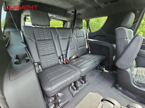 More photos of 2021 Cadillac Escalade ESV Premium Luxury Platinum at Clement Pre-Owned, MO