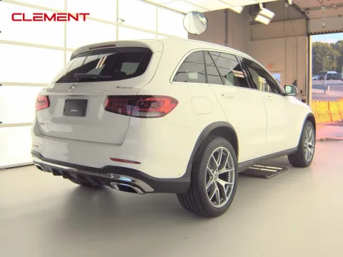 More photos of 2022 Mercedes-Benz GLC 300 at Clement Pre-Owned, MO