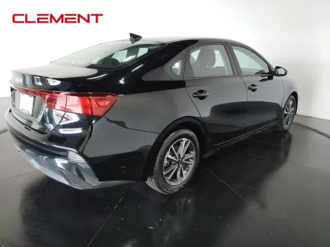 More photos of 2024 Kia Forte LXS at Clement Pre-Owned, MO