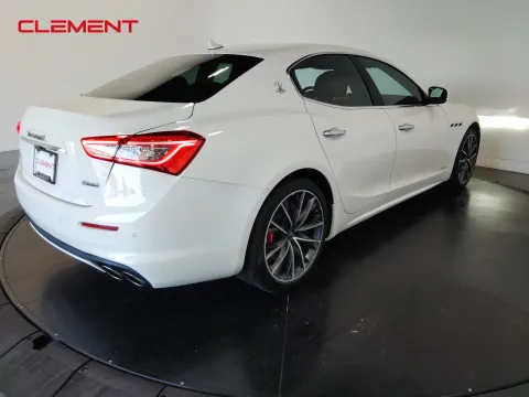 More photos of 2019 Maserati Ghibli S Q4 GranLusso at Clement Pre-Owned, MO