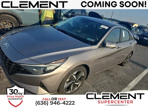 Silver 2023 Hyundai Elantra SEL for sale in Florissant, MO