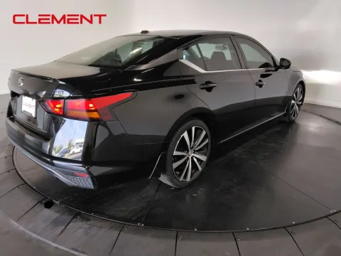 More photos of 2019 Nissan Altima 2.5 SR at Clement Pre-Owned, MO