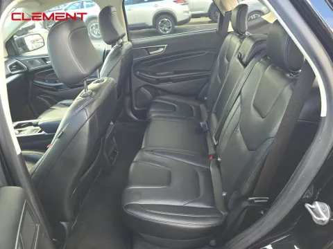 More photos of 2022 Ford Edge Titanium at Clement Pre-Owned, MO
