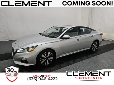 Silver 2022 Nissan Altima 2.5 SL for sale in Florissant, MO