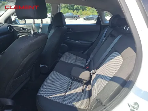 More photos of 2021 Hyundai Kona SE at Clement Pre-Owned, MO