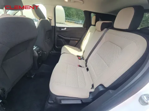 More photos of 2021 Ford Escape Hybrid SE at Clement Pre-Owned, MO