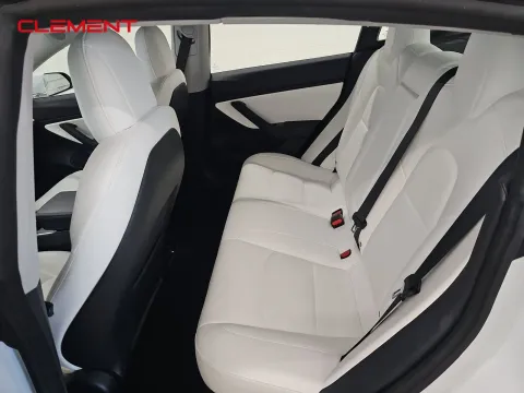 More photos of 2018 Tesla Model 3 Long Range at Clement Pre-Owned, MO