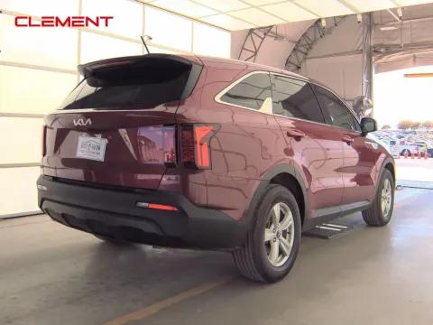 More photos of 2023 Kia Sorento LX at Clement Pre-Owned, MO