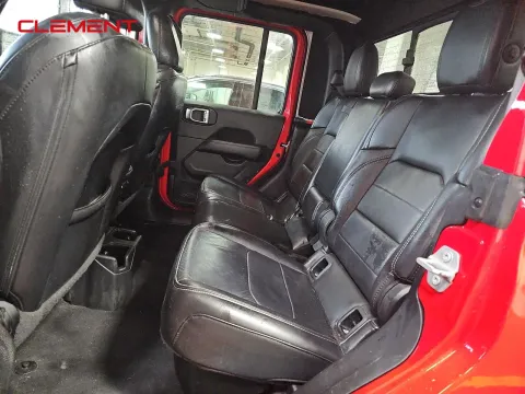 More photos of 2022 Jeep Gladiator Overland at Clement Pre-Owned, MO