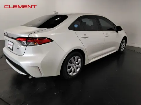 More photos of 2021 Toyota Corolla LE at Clement Pre-Owned, MO