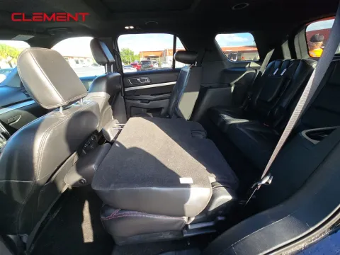 More photos of 2018 Ford Explorer XLT at Clement Pre-Owned, MO