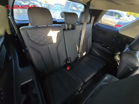 More photos of 2022 Hyundai Palisade Limited at Clement Pre-Owned, MO